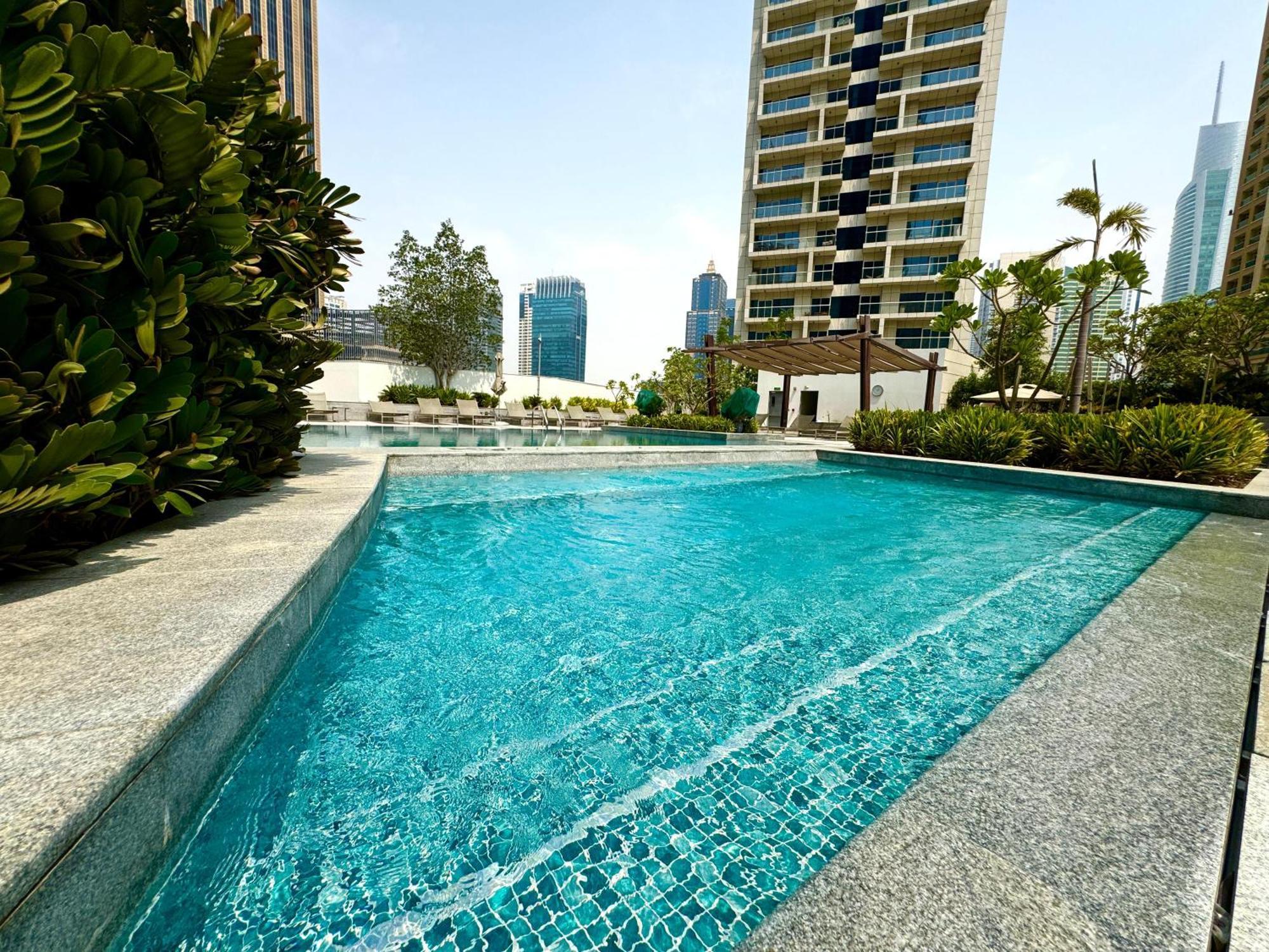 Poshy 1br W Marina Bay View Next To Marina Mall * Dubai